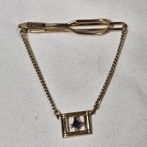 Vintage Swank Gold Tone Tie Clip with Chain and MASON'S MASONIC MASON logo Hang
